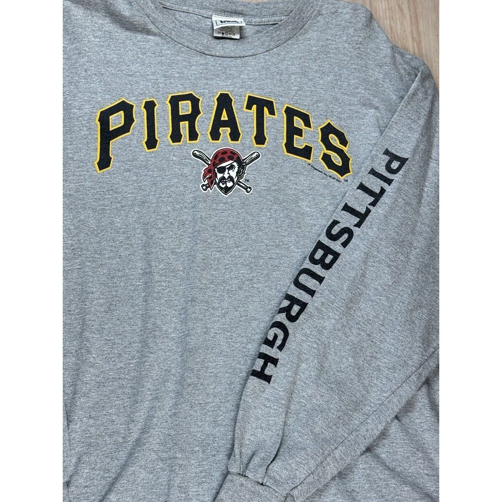 Vintage 2007 Lee Sports Gray Pittsburgh Pirates Crew Neck Long Sleeve‎ T-Shirt - Picture 2 of 6
